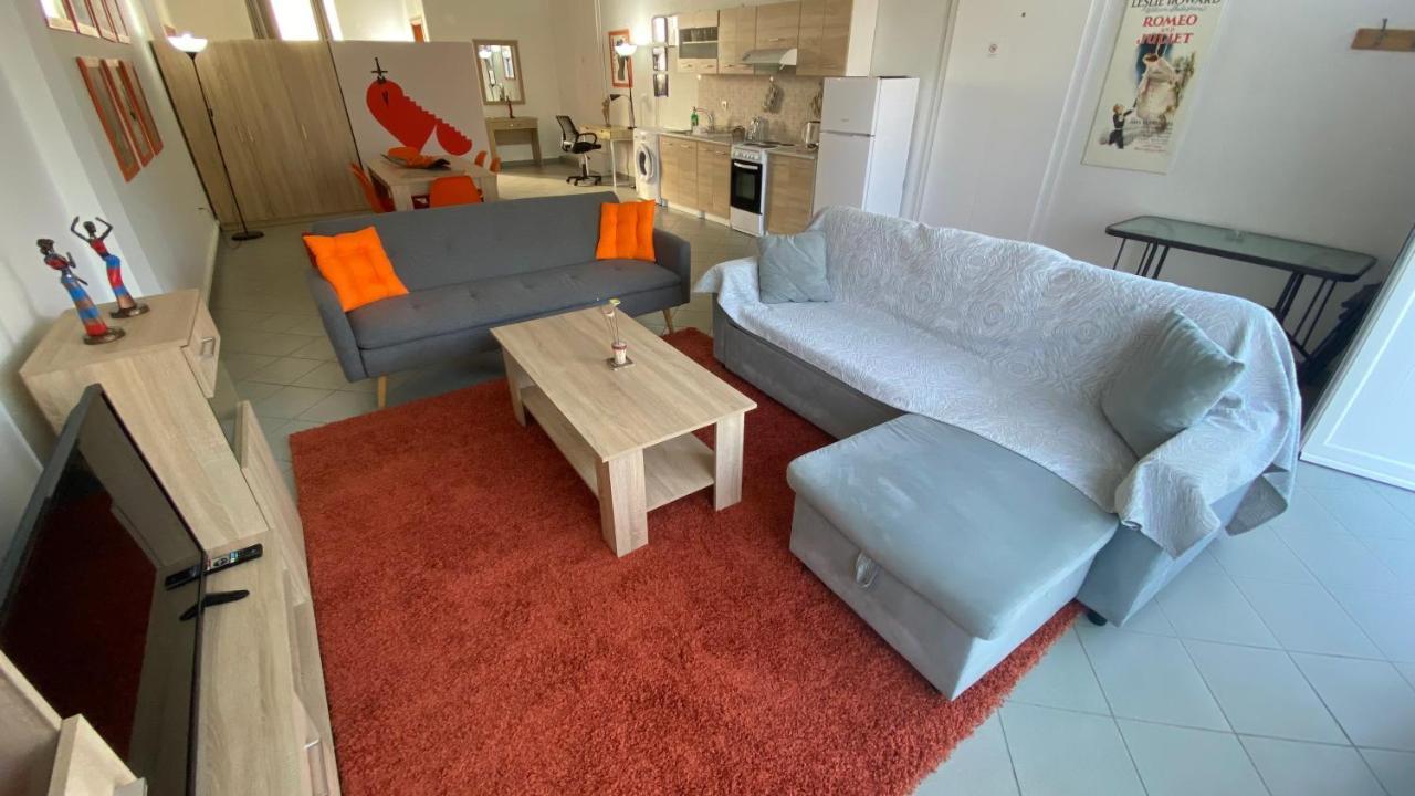 Appartement Patras Romeο House Extérieur photo